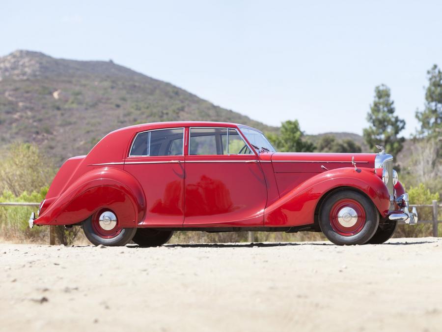  Bentley Mark VI Saloon 1946 года  (фото 5 из 13)